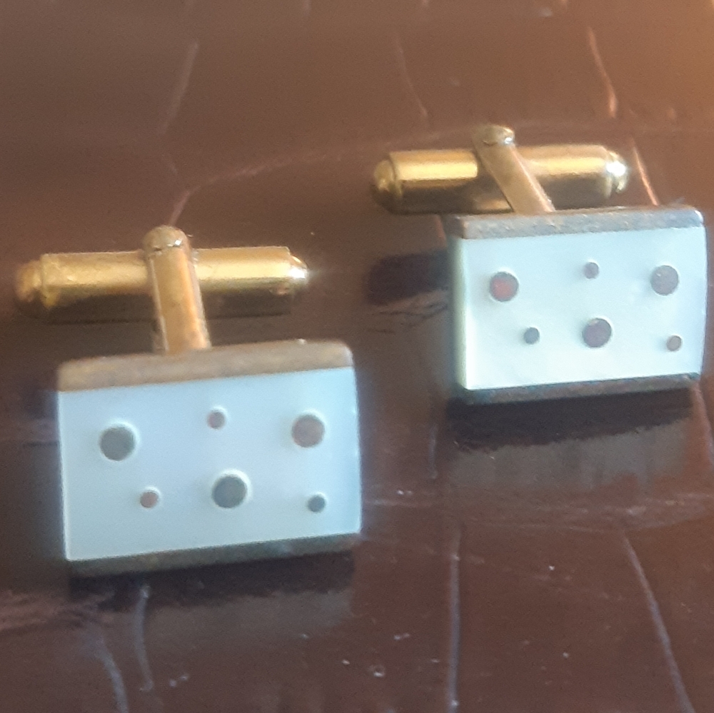 Vintage Mother of Pearl Cuff Links Gold Tone 1960s Or 70s